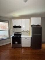35 Van Wagenen Ave, Unit 2 in Jersey City, NJ - Building Photo
