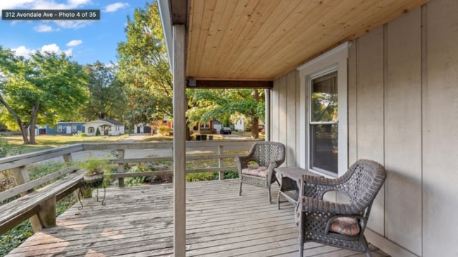 312 Avondale Ave in Champaign, IL - Foto de edificio - Building Photo