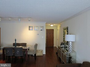 2555 Pennsylvania Avenue NW in Washington, DC - Building Photo - Building Photo