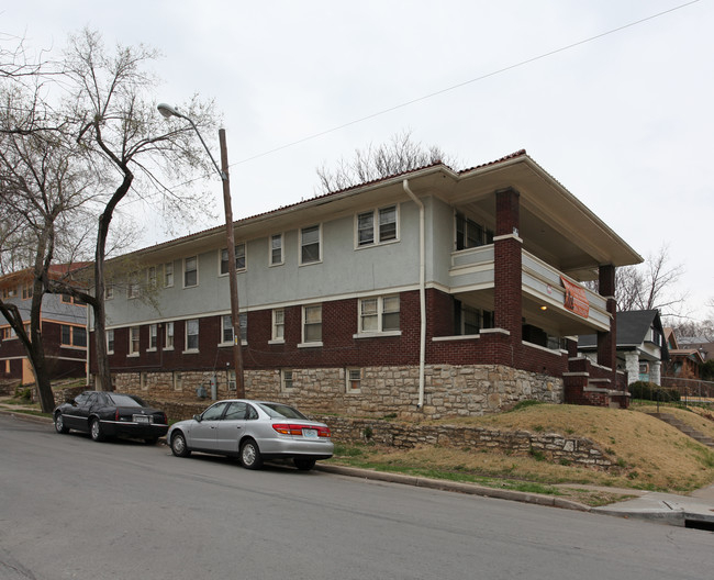 La Casa in Kansas City, MO - Foto de edificio - Building Photo