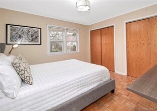 149 Clarence Rd in Scarsdale, NY - Building Photo - Building Photo