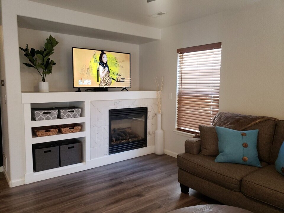 11811 Bolton Cir in Parker, CO - Building Photo