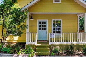 1608 Hether St in Austin, TX - Building Photo - Building Photo
