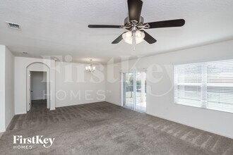 374 Sauders Rd SE in Palm Bay, FL - Building Photo - Building Photo