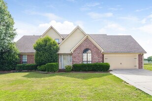 3449 Crossing Cove in Bartlett, TN - Building Photo
