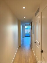 400 S Broadway-Unit -803 in Los Angeles, CA - Building Photo - Building Photo