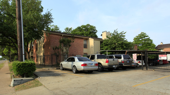 Happy Town in Houston, TX - Building Photo - Building Photo