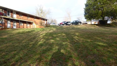 3900 Seeber Dr in Knoxville, TN - Building Photo - Building Photo