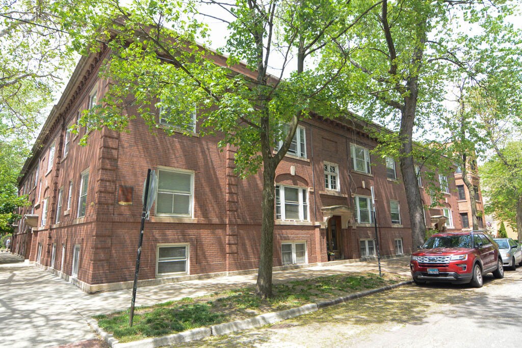 6308 N Glenwood Ave-Unit -1 in Chicago, IL - Building Photo