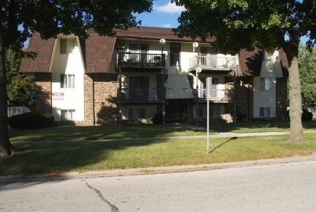 4206 Lindenwood Drive in Matteson, IL - Building Photo - Building Photo