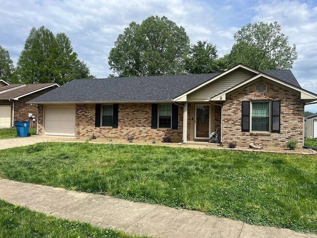 property at 4437 Hunters Trce