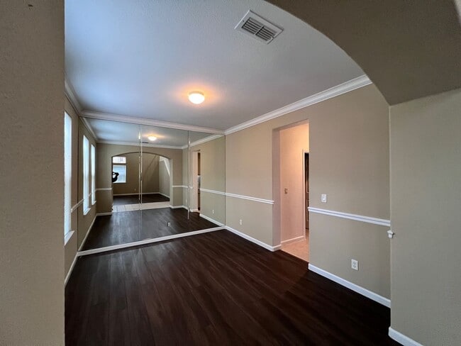 4506 Windsong St in Sacramento, CA - Building Photo - Building Photo