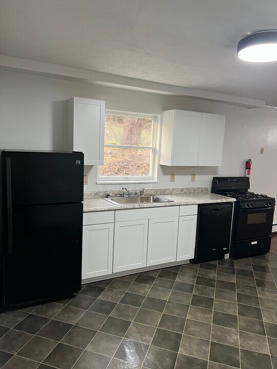 83 Mason St in Morgantown, WV - Foto de edificio