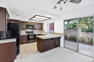 831 E 3rd Ave in Escondido, CA - Building Photo - Building Photo