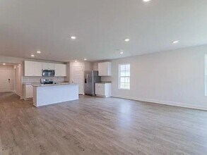 1962 Chickadee Wy in Tallahassee, FL - Building Photo - Building Photo