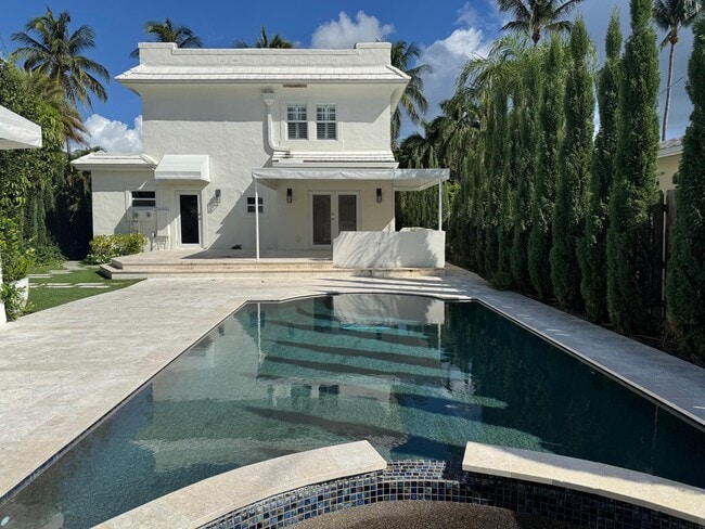 224 10th St in West Palm Beach, FL - Building Photo - Building Photo