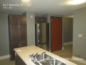 847 Martin St in Waukesha, WI - Building Photo - Building Photo