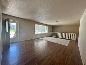 215 College St in Stevensville, MT - Building Photo - Building Photo