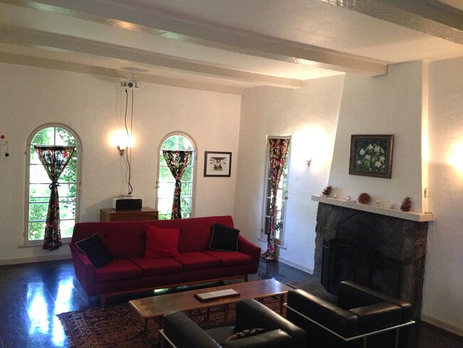 3253 La Clede Ave in Los Angeles, CA - Building Photo - Building Photo