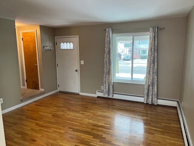 503 Pine St in Essexville, MI - Foto de edificio - Building Photo