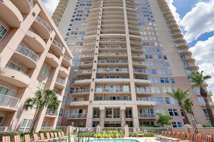 3505 Sage Rd in Houston, TX - Building Photo