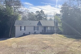 166 Bluebird Dr in Dallas, GA - Building Photo