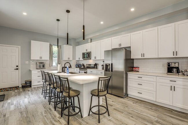 5321 Wakefield St in Philadelphia, PA - Building Photo - Building Photo