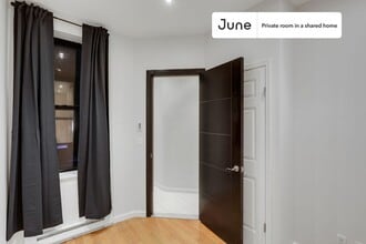 Room in Shared 4 bed/2 bath home in New York, NY - Building Photo - Building Photo