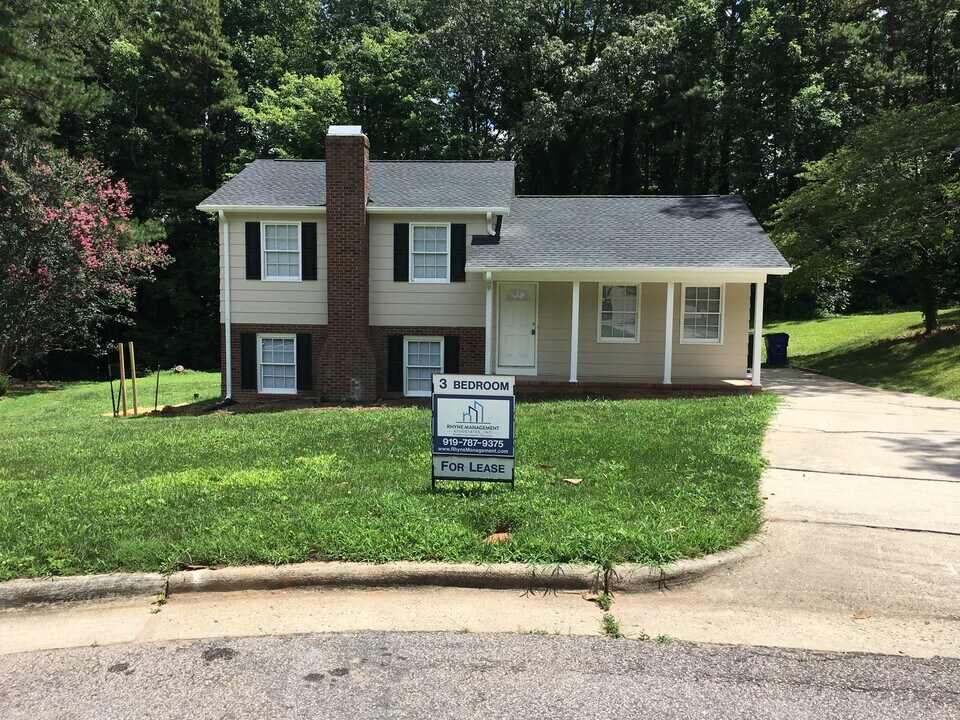 501 Smokeridge Ln in Raleigh, NC - Building Photo