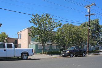 Las Posadas in Livermore, CA - Building Photo - Building Photo