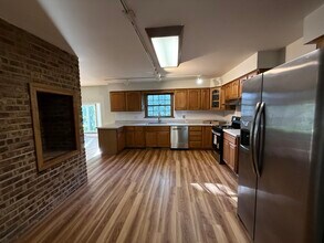 1121 Birkdale Ct in Naperville, IL - Building Photo - Building Photo