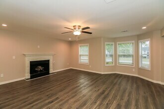 287 Whaleys Lake Dr in Jonesboro, GA - Building Photo - Building Photo
