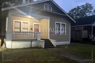 1559 Monroe St in Mobile, AL - Building Photo