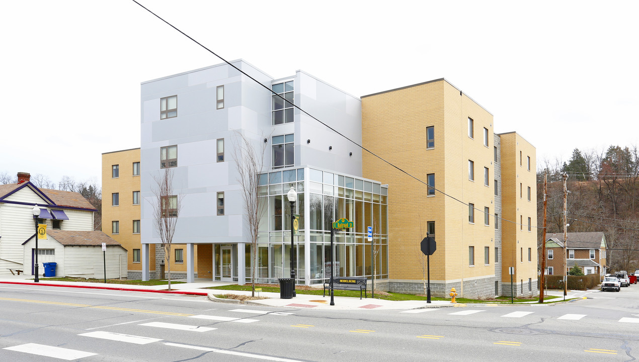 Dave Wright Apartments in Carnegie, PA - Foto de edificio