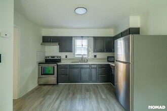 323 S Columbia St in Gastonia, NC - Building Photo - Building Photo