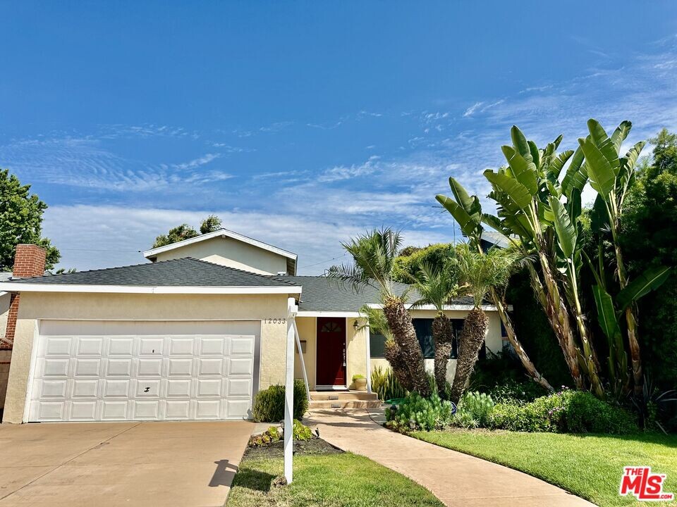 12033 Hammack St in Culver City, CA - Building Photo