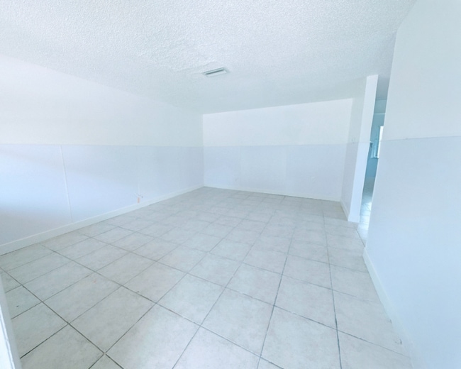 5710 Quist Dr in Port Richey, FL - Building Photo - Building Photo