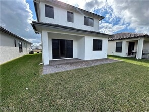 5835 Cassidy Ln, Unit 505 in Ave Maria, FL - Foto de edificio - Building Photo