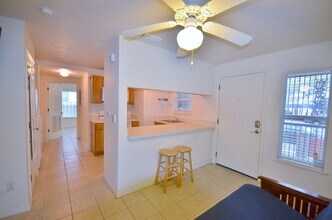 1220 SW 1st Ave in Gainesville, FL - Building Photo - Building Photo