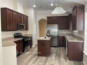 25 Mira Loma Dr in Manvel, TX - Foto de edificio - Building Photo