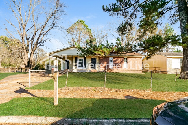 property at 5410 Cedar Bluff Dr