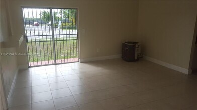 2889 NW 197th Terrace in Miami Gardens, FL - Building Photo - Building Photo