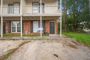 3614 Peppertree Ln in North Charleston, SC - Building Photo