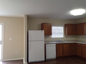 5118 Valcourt Rd in Charlotte, NC - Building Photo - Building Photo