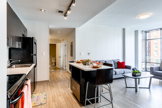 Nine East 33rd in Baltimore, MD - Building Photo - Interior Photo