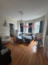 122 Calumet St, Unit 2 in Boston, MA - Building Photo - Building Photo