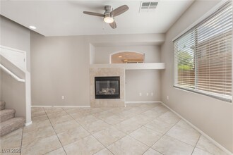 655 Calamus Palm Pl in Henderson, NV - Foto de edificio - Building Photo
