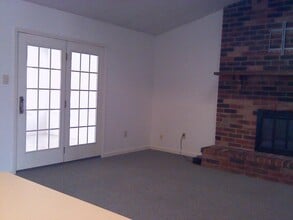 3201 Foxchase Ct in Lexington, KY - Building Photo - Building Photo