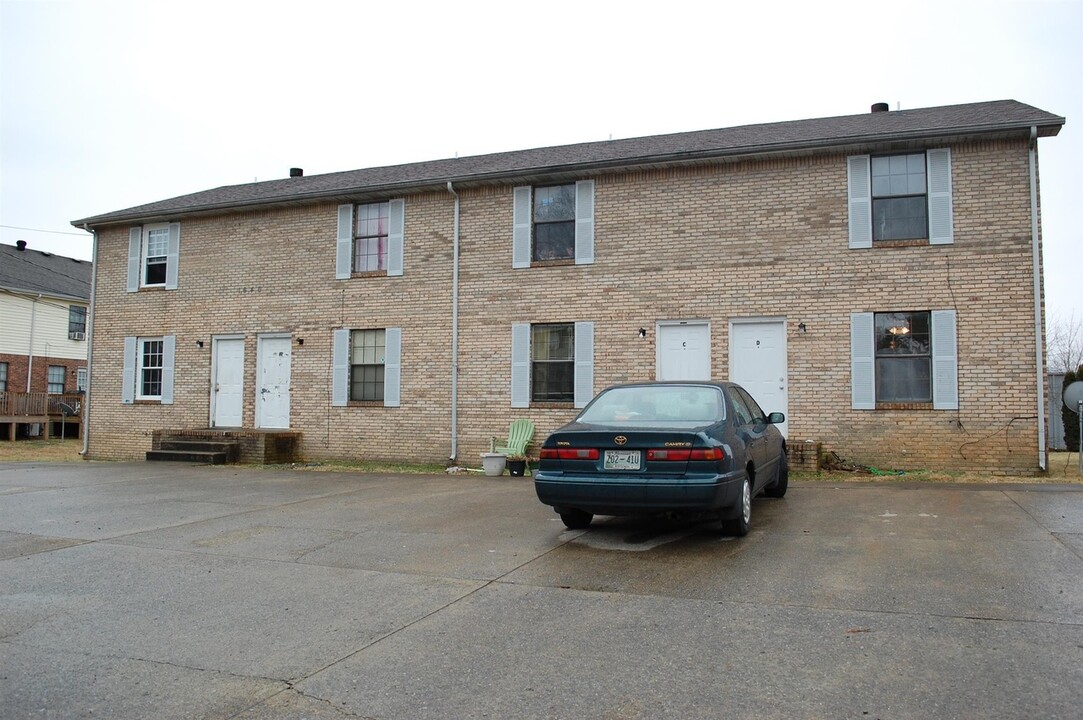 1640 Baltimore in Clarksville, TN - Building Photo