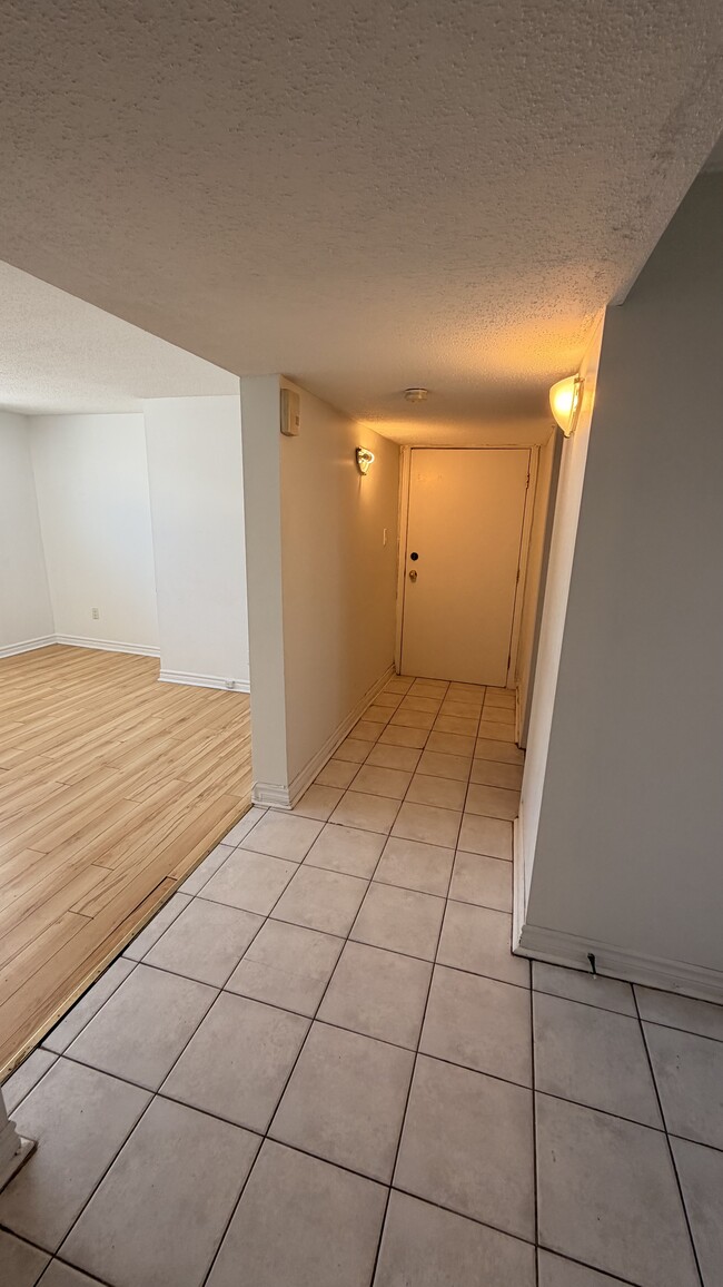 property at 2478 Chasseur Av